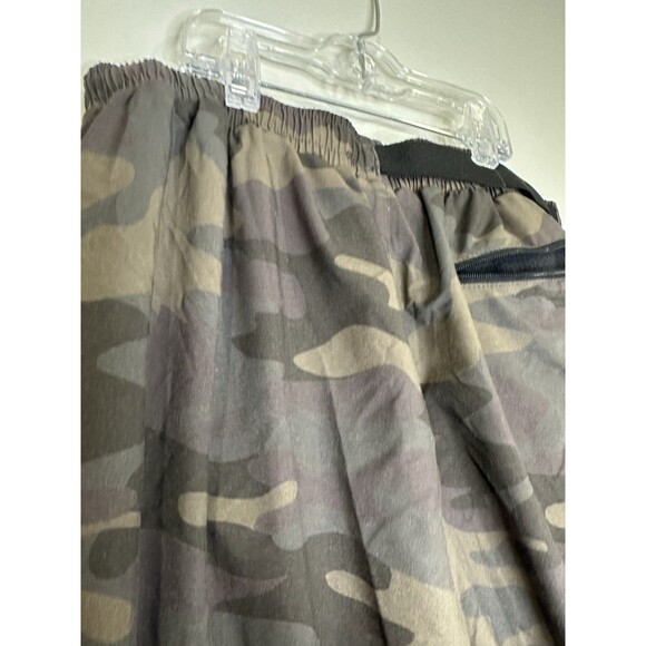 Zoot Men’s Shorts CAMO Size MEDIUM - Picture 7 of 8